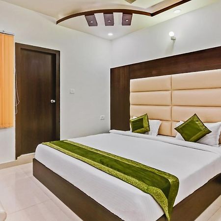 Treebo Resto- Near Lucknow Railway Station Hotell Exteriör bild