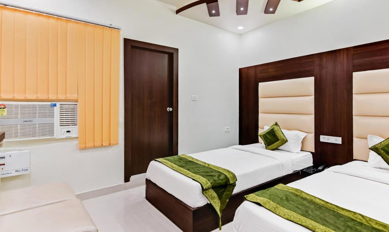 Treebo Resto- Near Lucknow Railway Station Hotell Exteriör bild