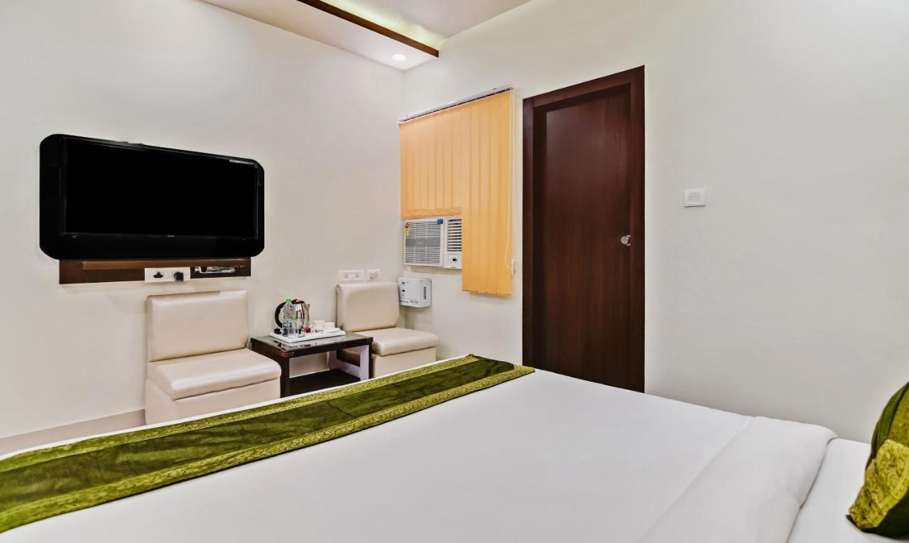 Treebo Resto- Near Lucknow Railway Station Hotell Exteriör bild