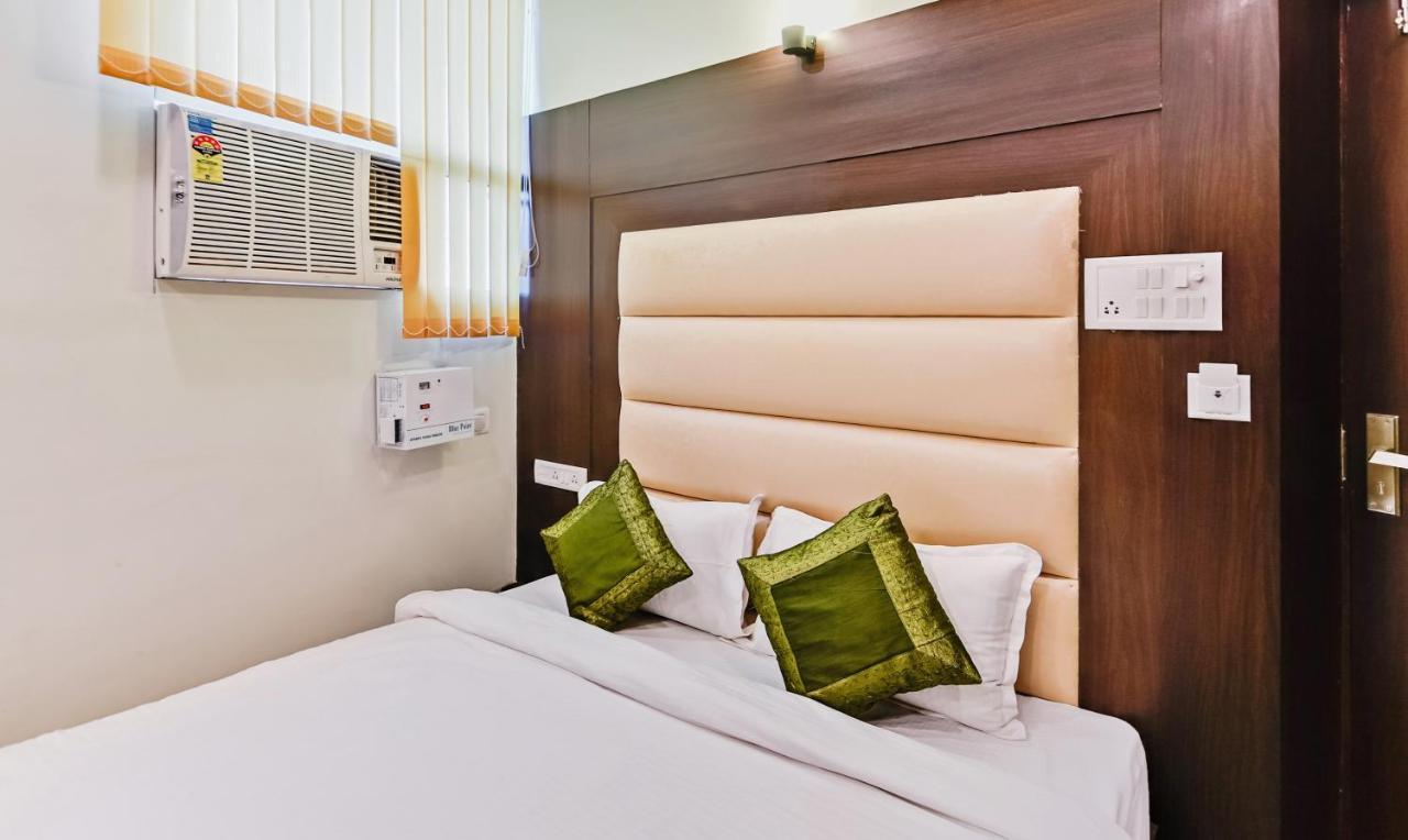 Treebo Resto- Near Lucknow Railway Station Hotell Exteriör bild